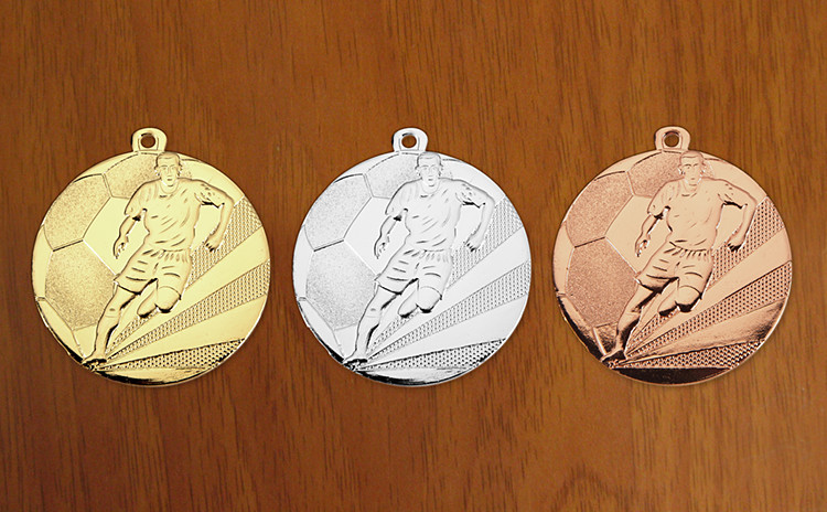medal piłka nozna ø50mm - brązowy puchary statuetki medale