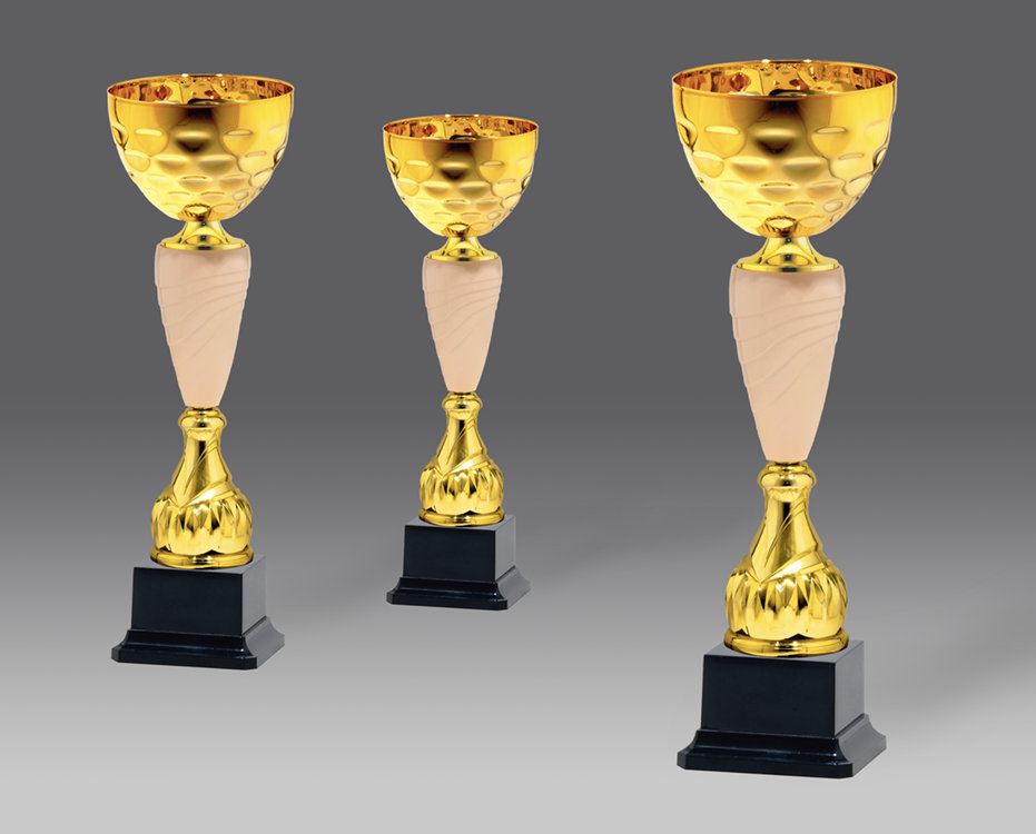 Puchar G26326 3, &oslash;14, h.44 puchary statuetki medale