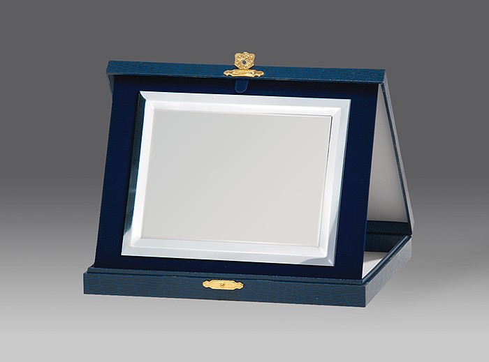 patera GPN 852 (16x12) z nadrukiem w etui, 21x17 puchary statuetki medale