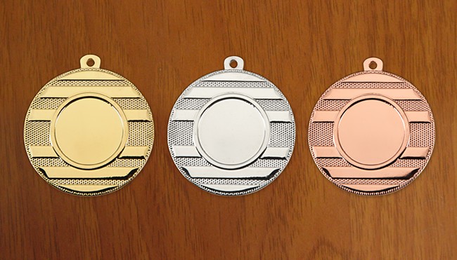 medal 50 mm na wklejkę 25 mm - brązowy puchary statuetki medale